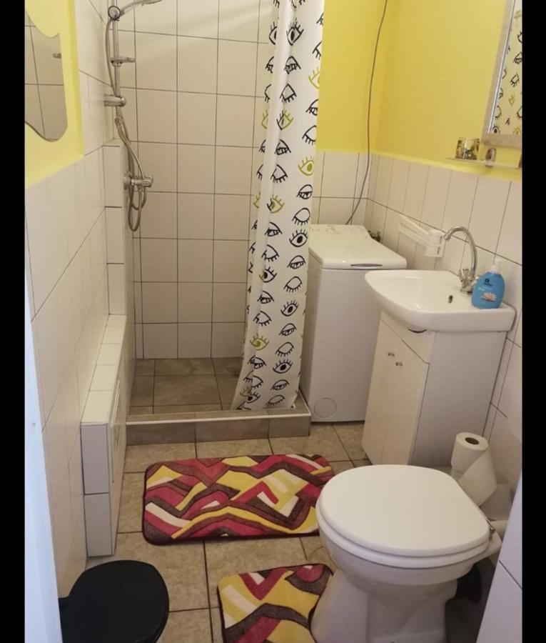 Orsi Apartman / Vendeghaz แก็ชแกเมต ภายนอก รูปภาพ