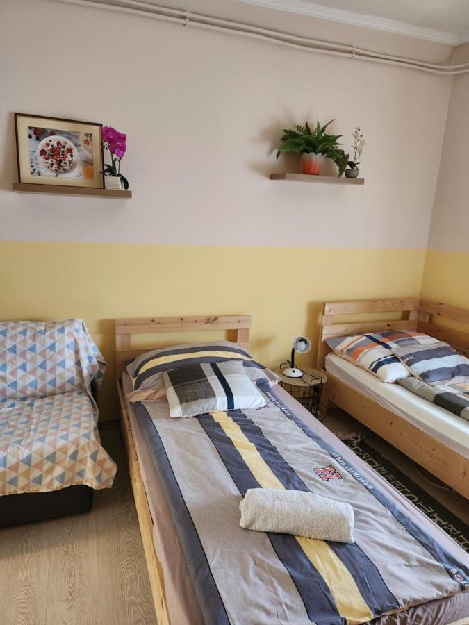 Orsi Apartman / Vendeghaz แก็ชแกเมต ภายนอก รูปภาพ