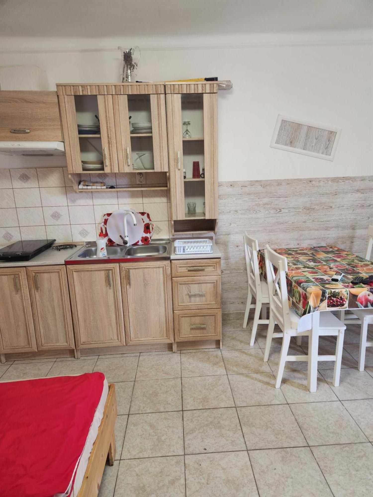 Orsi Apartman / Vendeghaz แก็ชแกเมต ภายนอก รูปภาพ